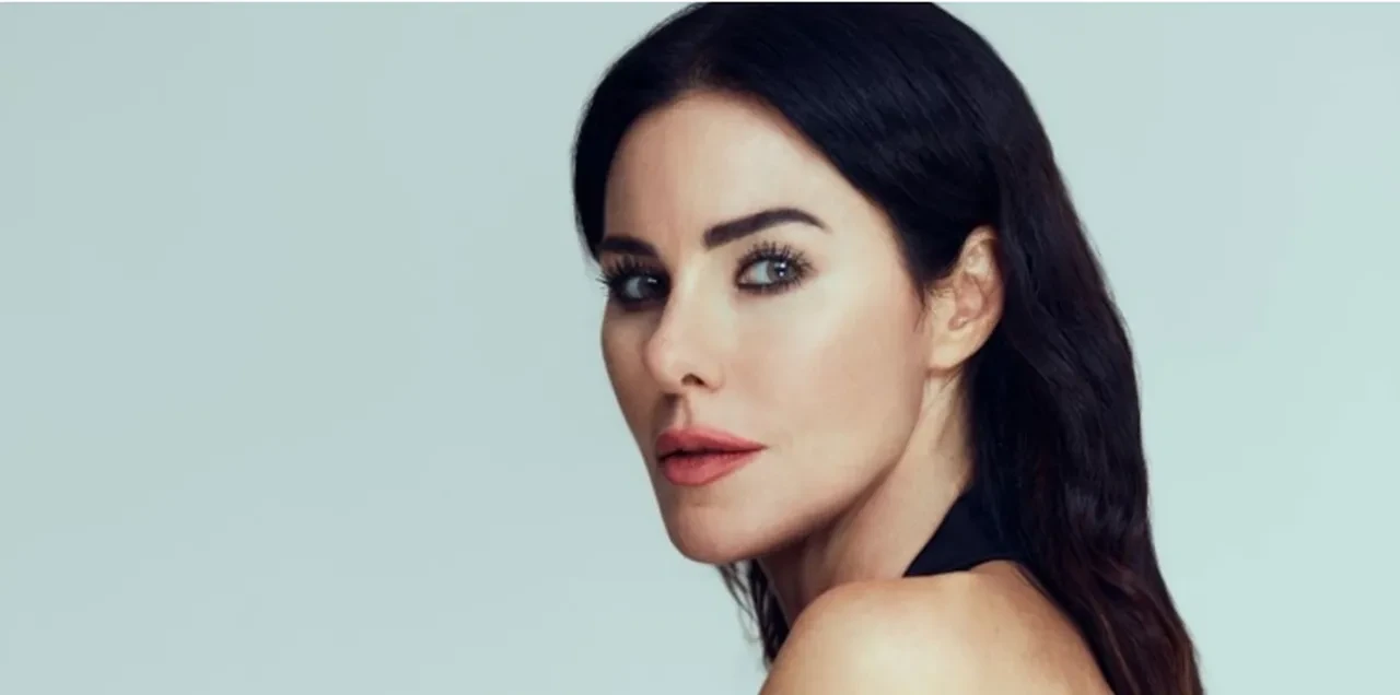 Defne Samyeli sonunda patladı! ''Bu bir ihbar yazısıdır''