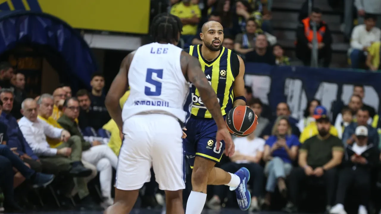 EuroLeague'de Fenerbahçe Beko ve Anadolu Efes derbisi!