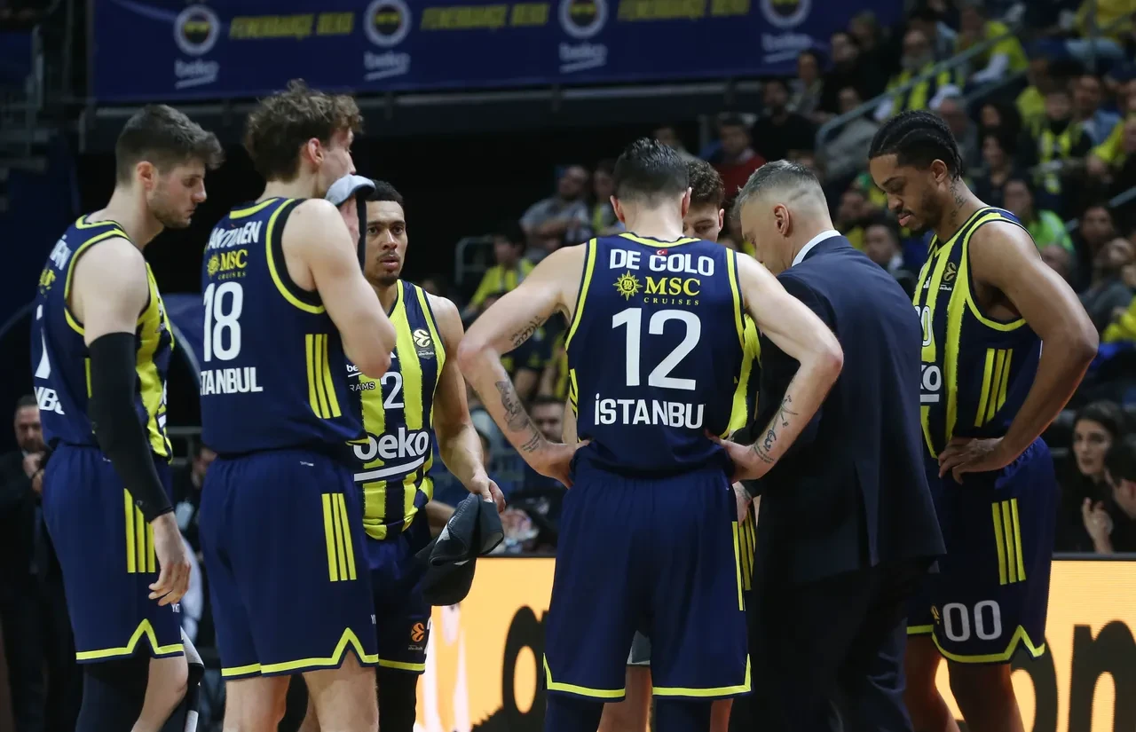 EuroLeague'de Fenerbahçe Beko ve Anadolu Efes derbisi!
