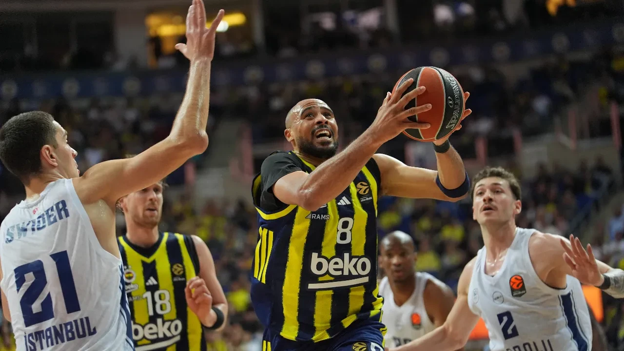 Fenerbahçe Beko Anadolu Efes maç skoru kaç kaç? Euroleague’de farklı galibiyet
