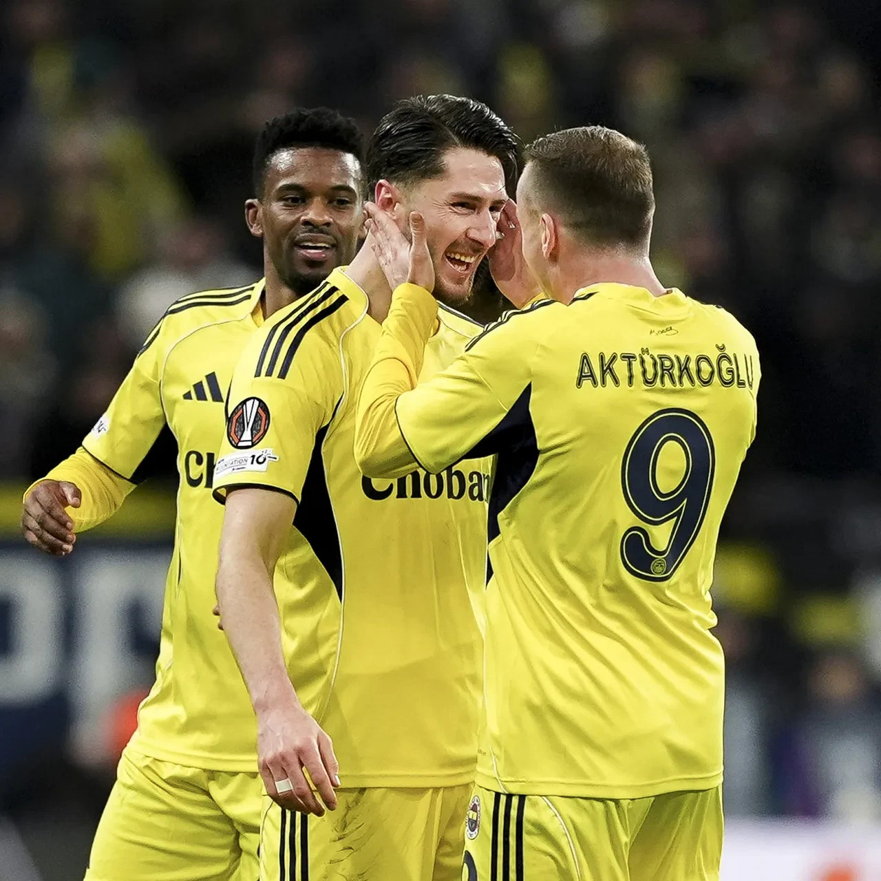 Fenerbahçe FCSB deplasmanında berabere kaldı: UEFA Avrupa Ligi'nde play-off zamanı!