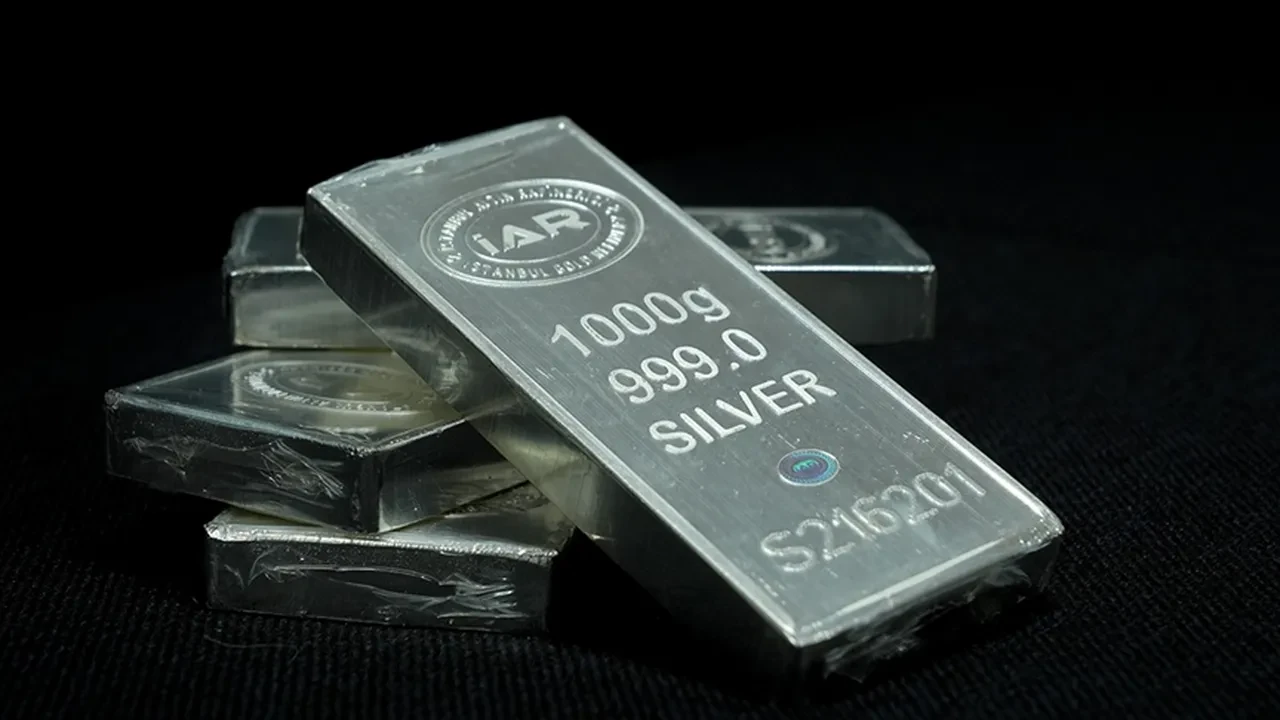 Gümüş yükselecek mi, güncel fiyatları 2026! Altın ve para piyasaları uzmanı açıklama yaptı