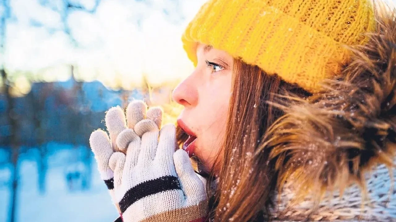Kışın dondurucu soğuklarında ısınmaya çalışırken hayatınızı riske atmayın: İşte yapılmaması gereken hatalar