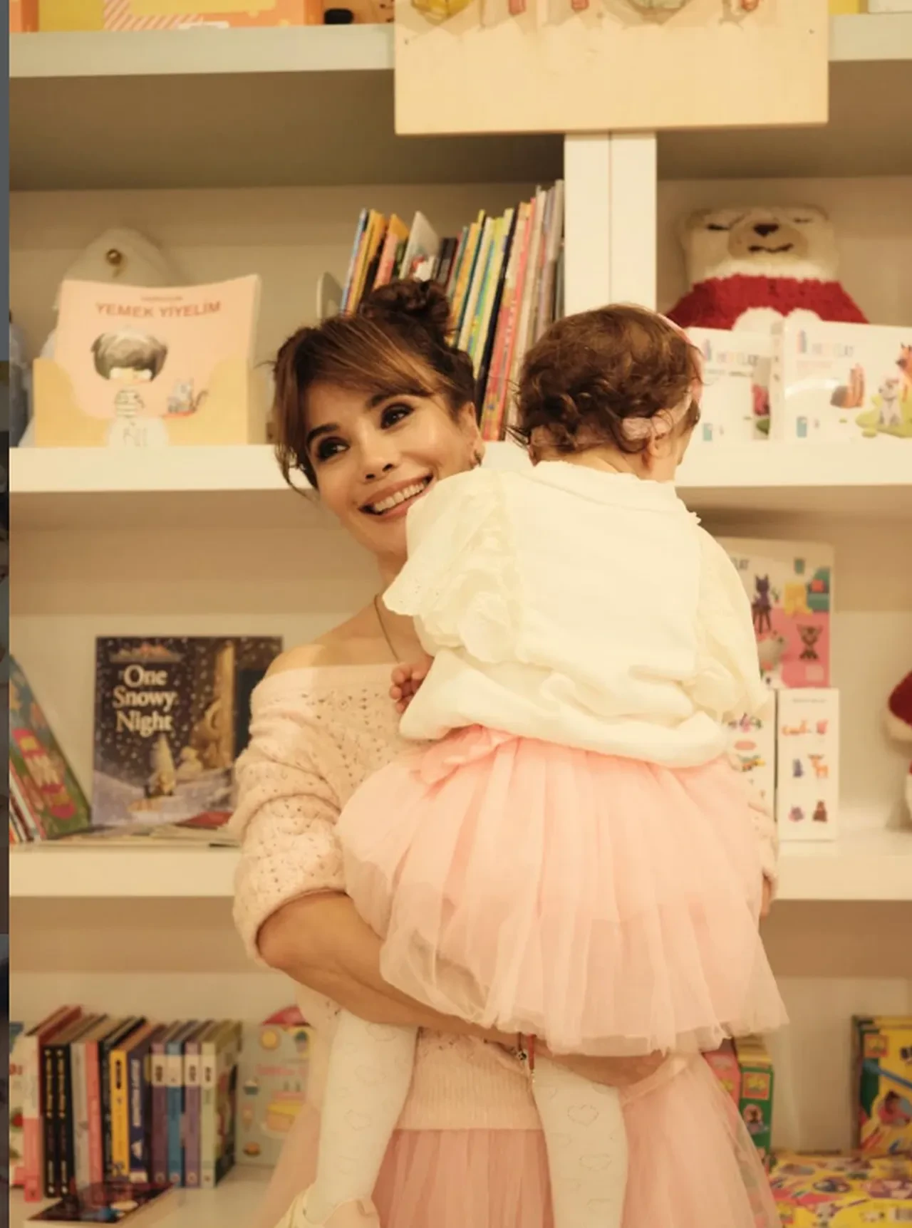 Songül Öden itiraflarını sıraladı! "Annem için başta hayal kırıklığıydı"