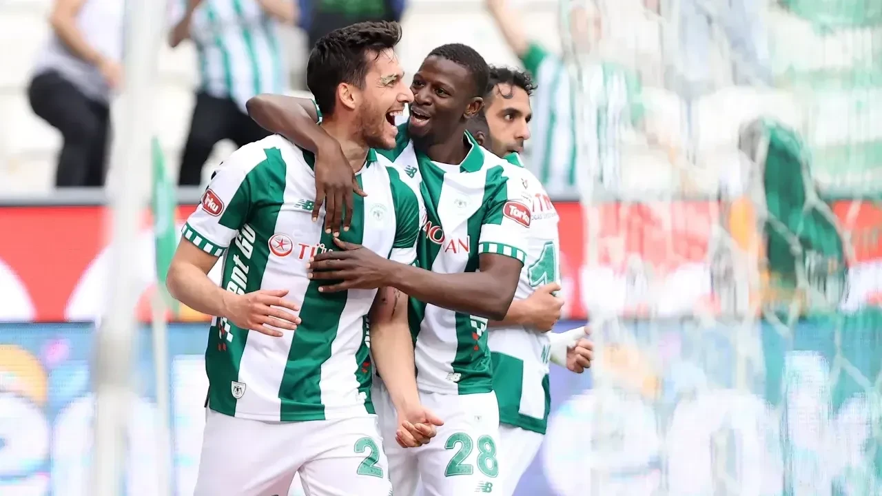 Trabzonspor'da Fatih Tekke'den Umut Nayir hamlesi: Resmen duyuruldu!