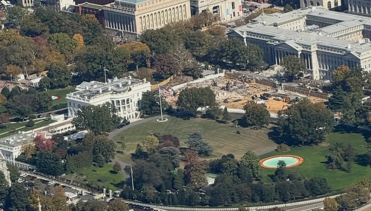 Trump aklını mı kaçırdı? Toplantı sırasında yaptığı herkesi şoke etti! Avrupalı liderin olay çıkışı