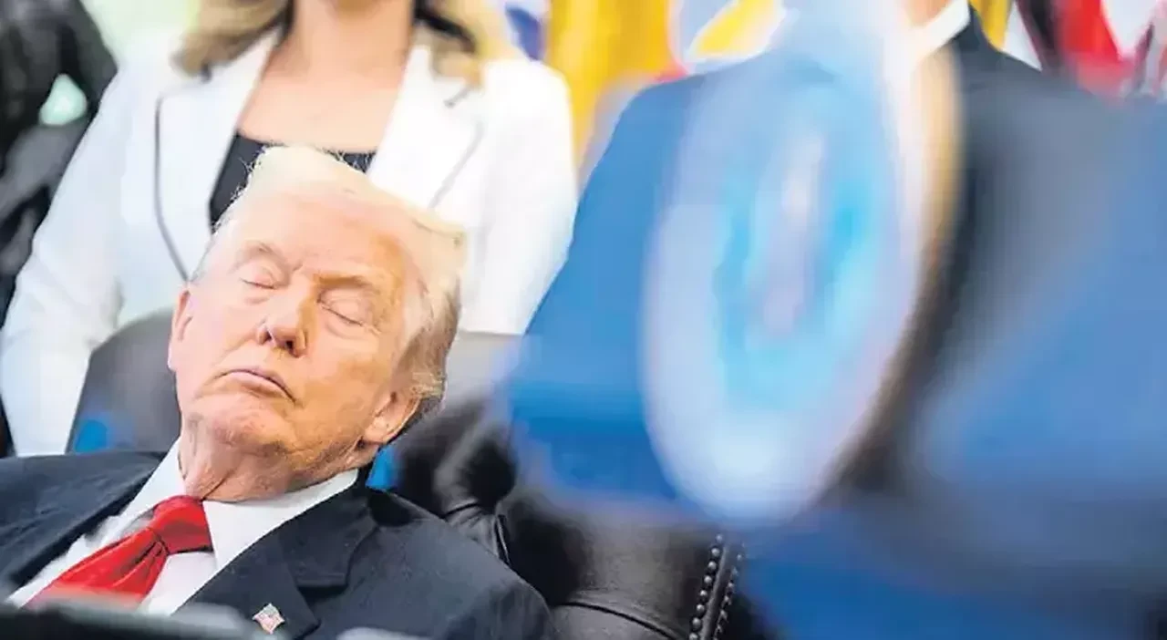 Trump aklını mı kaçırdı? Toplantı sırasında yaptığı herkesi şoke etti! Avrupalı liderin olay çıkışı