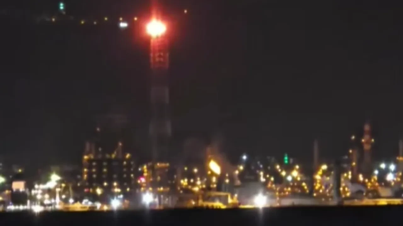 Tüpraş İzmit rafinerisinde patlama!