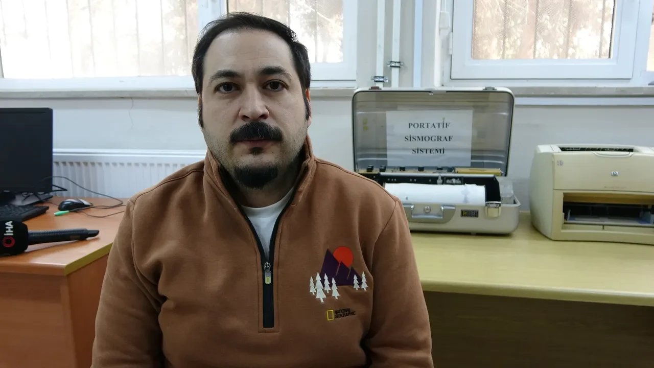 Uzman isimden 7 büyüklüğünde deprem uyarısı! Tek noktayı işaret etti 