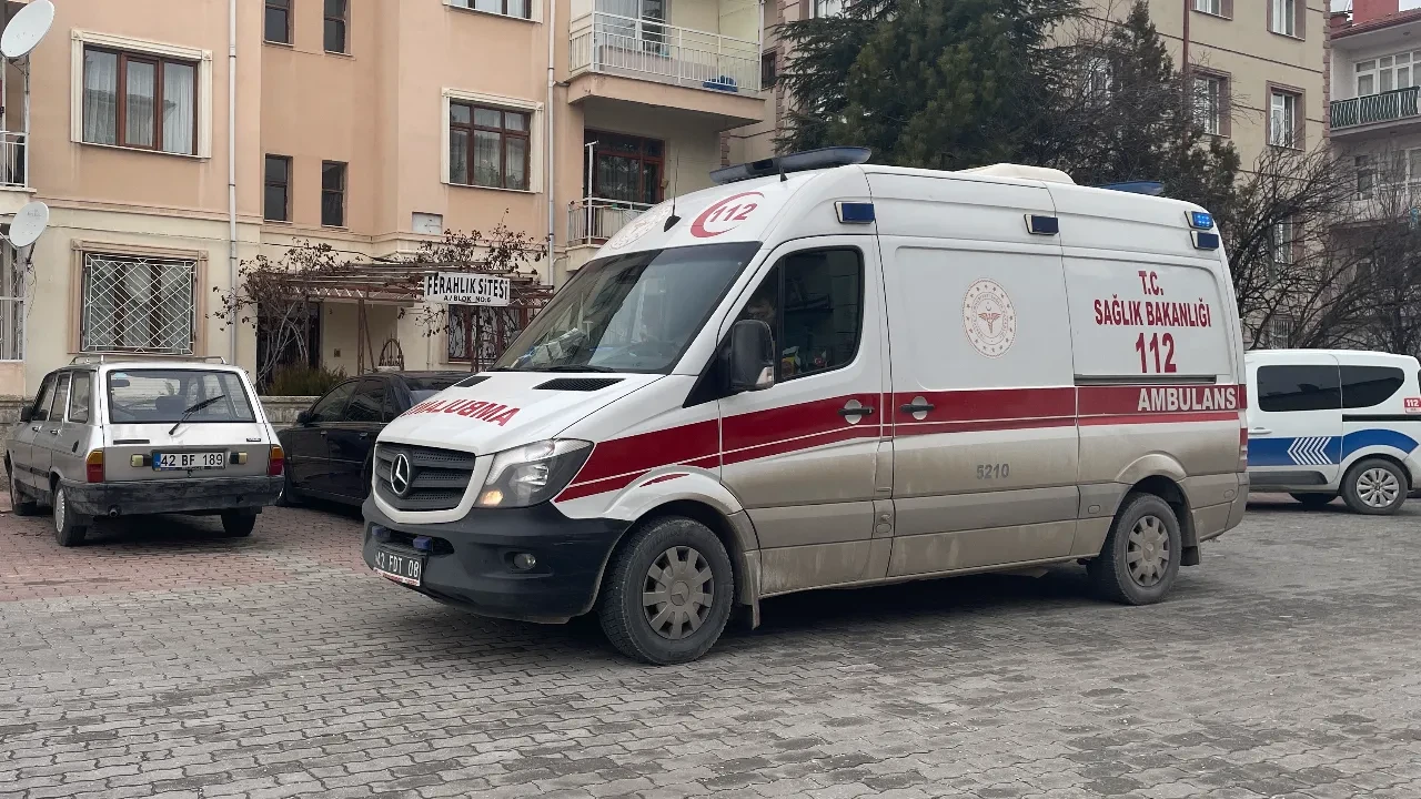 Yaşlı adam yanlışlıkla kendini vurdu