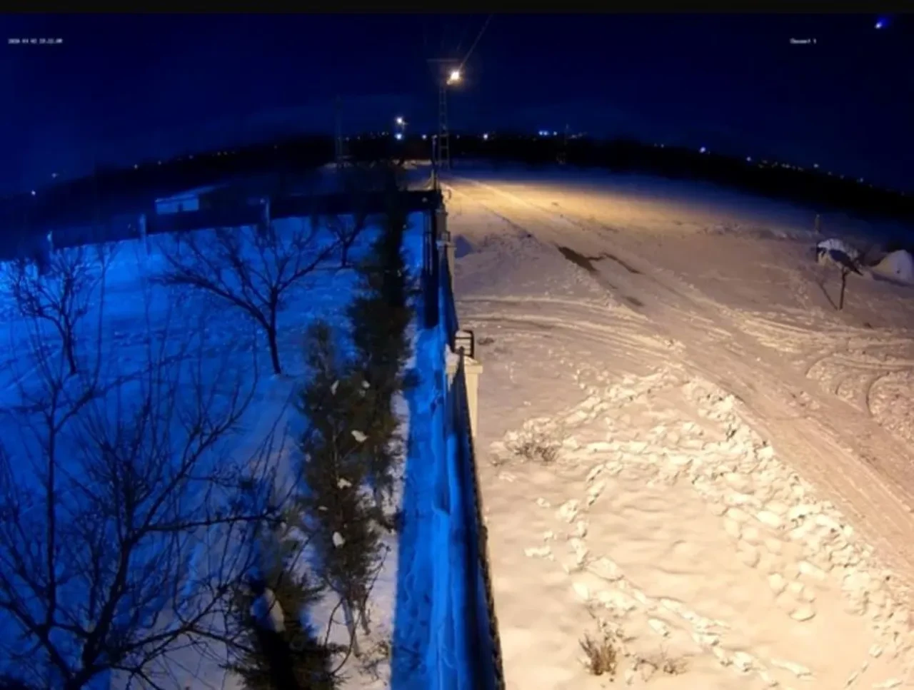 Adana ve Malatya'da meteor paniği! Düşme anı kamerada
