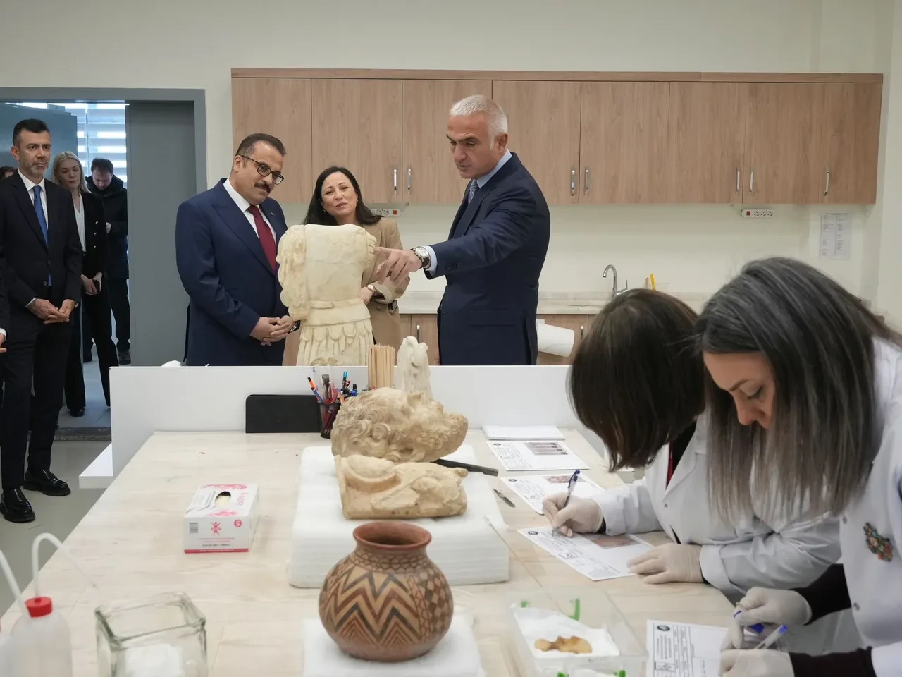 Bakan Ersoy: Kültür Varlığı kaçakçılığıyla mücadelede kararlılıkla yol alıyoruz