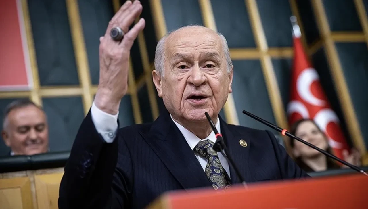 Devlet Bahçeli yönteme dikkat çekti: Maduro ve Cumhurbaşkanı Erdoğan'a yapılan birbirinin aynısı