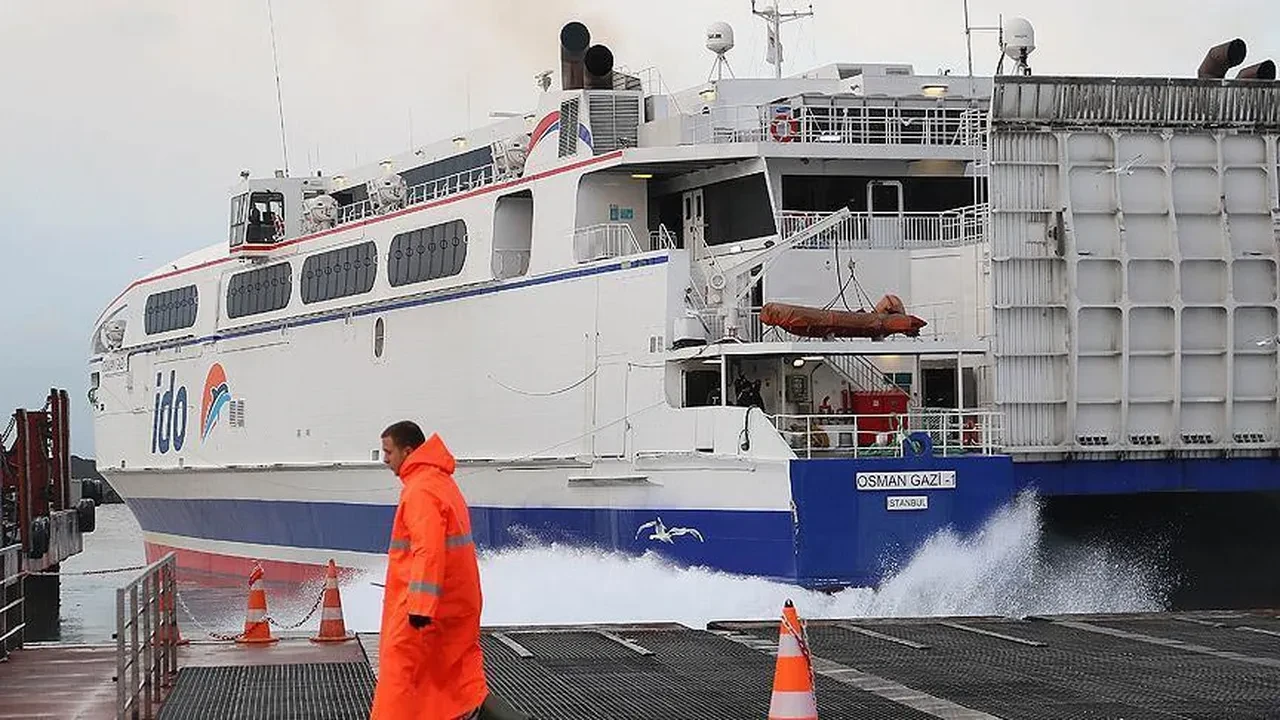 Marmara'da fırtına engeli! İDO ve BUDO seferleri iptal edildi
