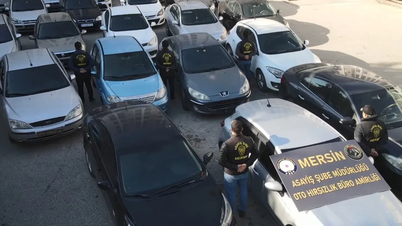Mersin'de 1 milyar 180 milyonluk çeteye operasyon: Ağır hasarlı araçları tamir edilmiş gibi gösterdiler