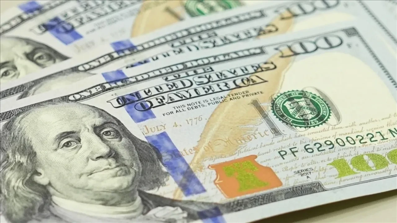 Tüm zamanların en yüksek seviyesini gördü! Dolar ve Euro kurunda hareket: İşte 3 Ocak 2026 güncel döviz kurları