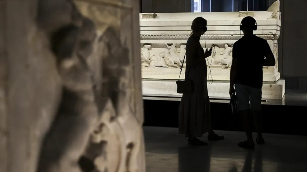 Türkiye’nin en çok ziyaret edilen müze ve ören yerleri belli oldu! 2 milyon 550 bin ziyaretçi ile zirveye oturdu