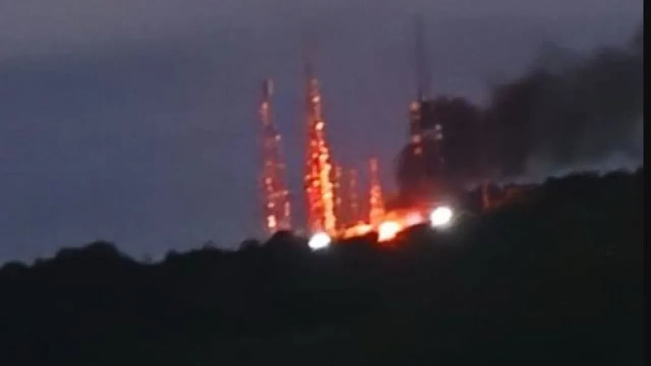 ABD'den Venezuela'ya hava saldırısı! En az 7 noktada patlama: Acil durum ilan edildi