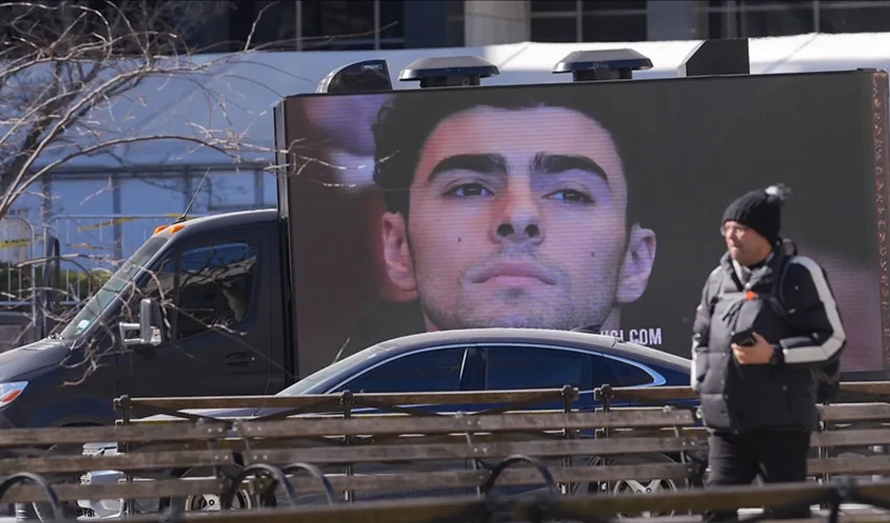 ABD'de filmleri aratmayan olay! CEO katilini kaçırmak için FBI kılığına girip içeri sızdı