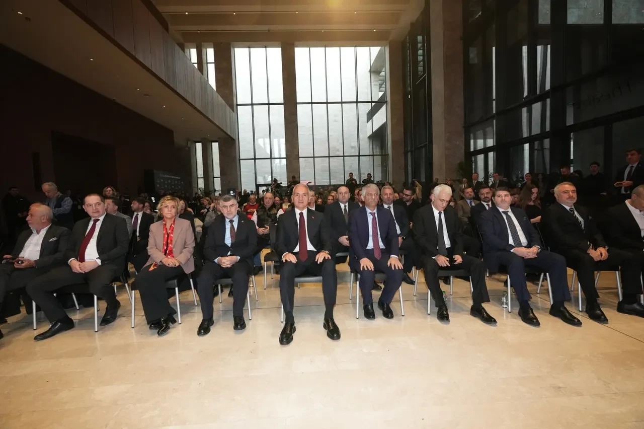 Bakan Ersoy: 2025'te 64 milyon ziyaretçi ağırladık