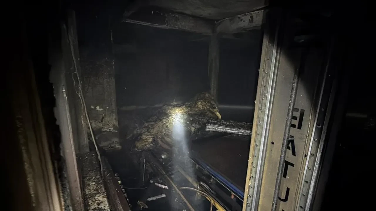 Düzce'de alevler fabrikayı küle çevirdi