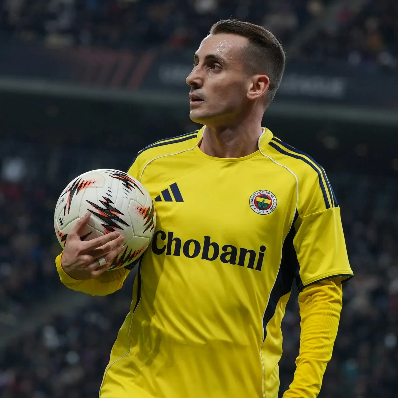 Fenerbahçe FCSB deplasmanında berabere kaldı: UEFA Avrupa Ligi'nde play-off zamanı!