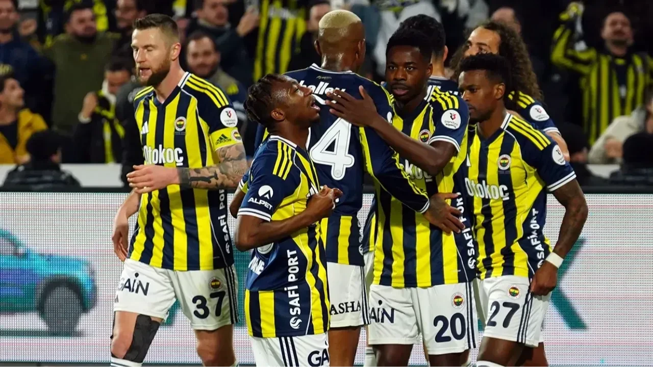 Fenerbahçe Nottingham Forest maçı ne zaman, saat kaçta, nerede? Avrupa Ligi play-off turunda karşılaşacaklar