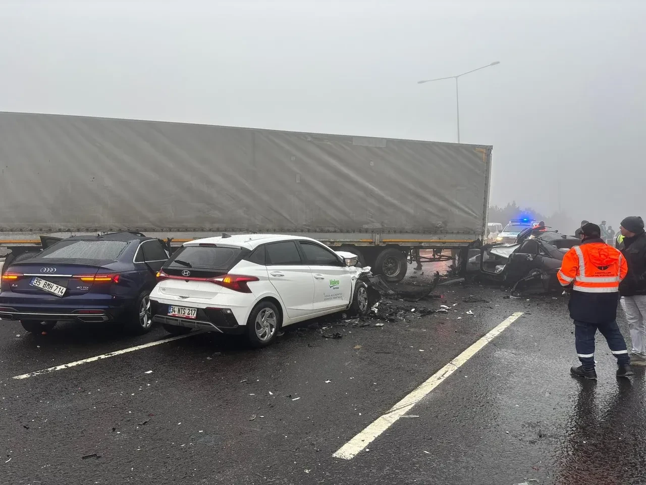 Gaziantep -Şanlıurfa yolunda zincirleme kaza! Ölü ve yaralılar var 