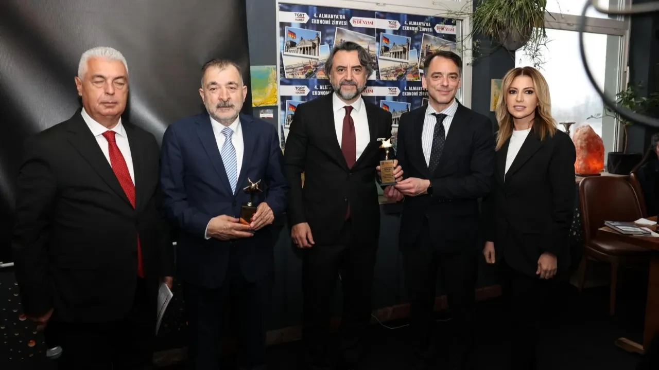 İş insanları Almanya'da buluştu: Yeni yatırım fırsatları konuşuldu!