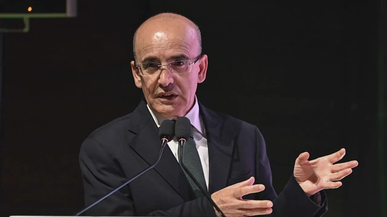 Mehmet Şimşek yatırım tavsiyesi mi veriyor? Yapay zeka videoları sonrası Hazine ve Maliye Bakanlığı harekete geçti