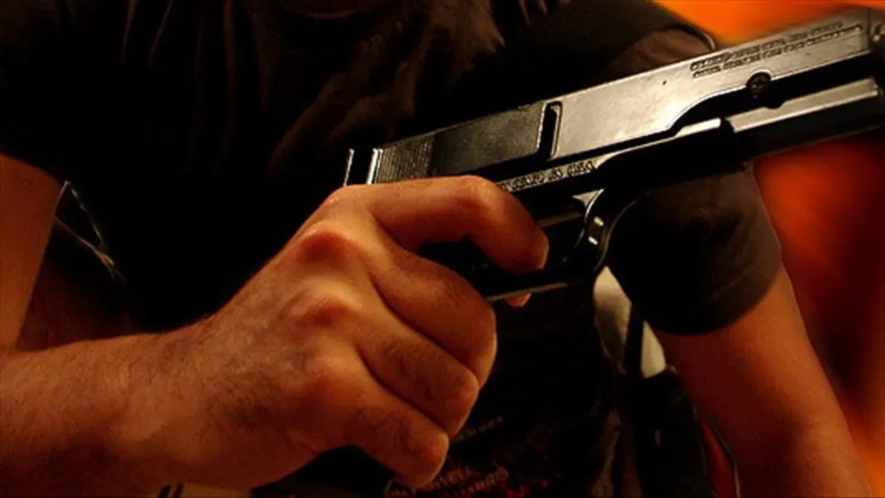 Mıknatıslı avda oltaya takıldı, görenler şaştı kaldı