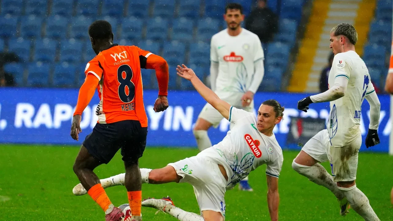 Başakşehir ve Çaykur Rizespor'dan 4 gollü maç!