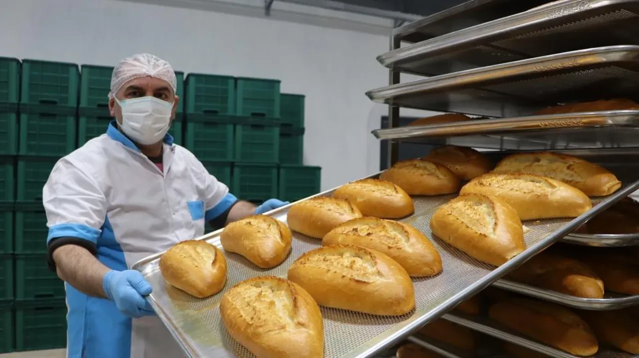 Belediyeden indirim kararı: Ramazan boyunca ekmek 6 lira
