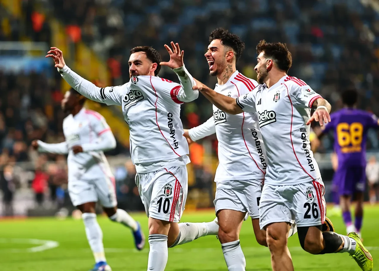 Beşiktaş-Konyaspor | SÜPER LİG CANLI MAÇ ANLATIMI