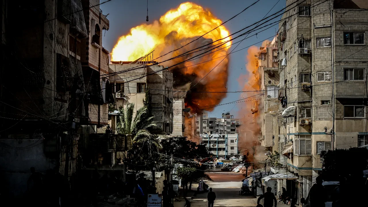 İsrail sivillerin çadırlarını havaya uçurdu! Bilanço ağırlaşıyor