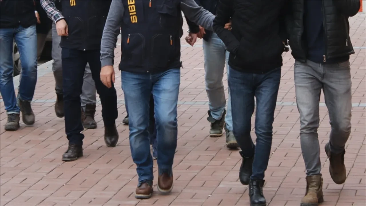 İstanbul'da yasa dışı bahis operasyonu: 14 şüpheli tutuklandı