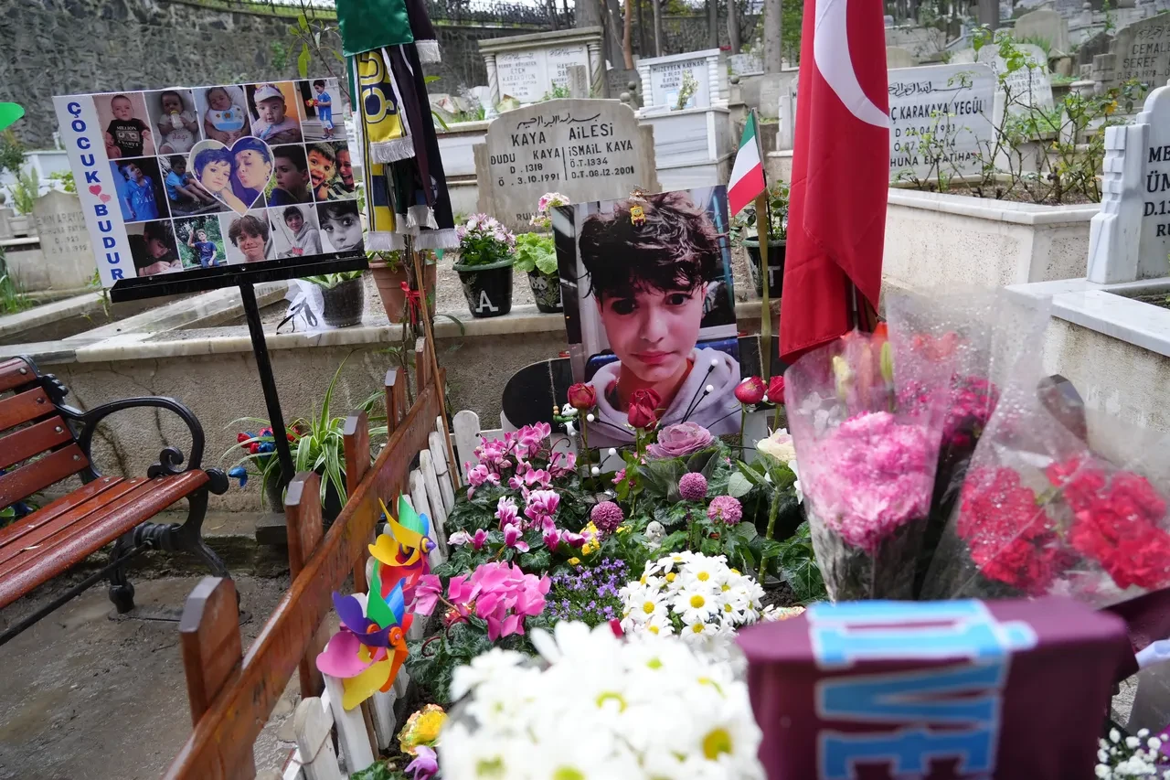 Mattia Ahmet Minguzzi gözyaşlarıyla anıldı: Anneler evlat acısıyla haykırdı