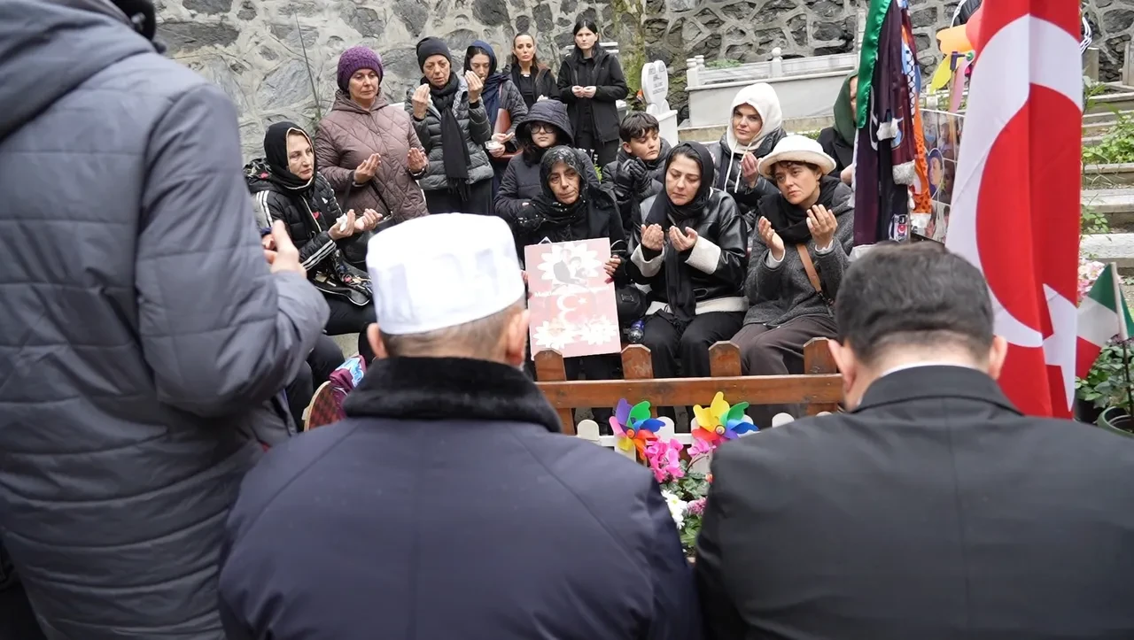 Mattia Ahmet Minguzzi gözyaşlarıyla anıldı: Anneler evlat acısıyla haykırdı