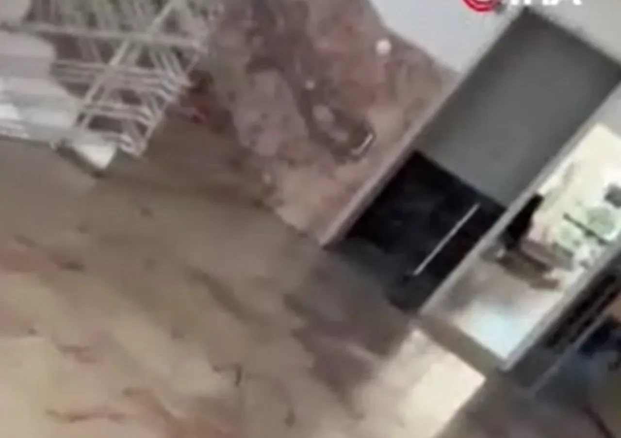 Okul tuvaletlerinde kamera skandalı: Veliler savcılığa koştu