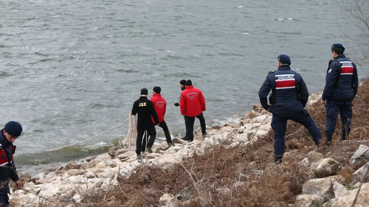 Balıkesir'de 8 gündür aranan Elif Kumal'dan acı haber! Cansız bedeni gölette bulundu