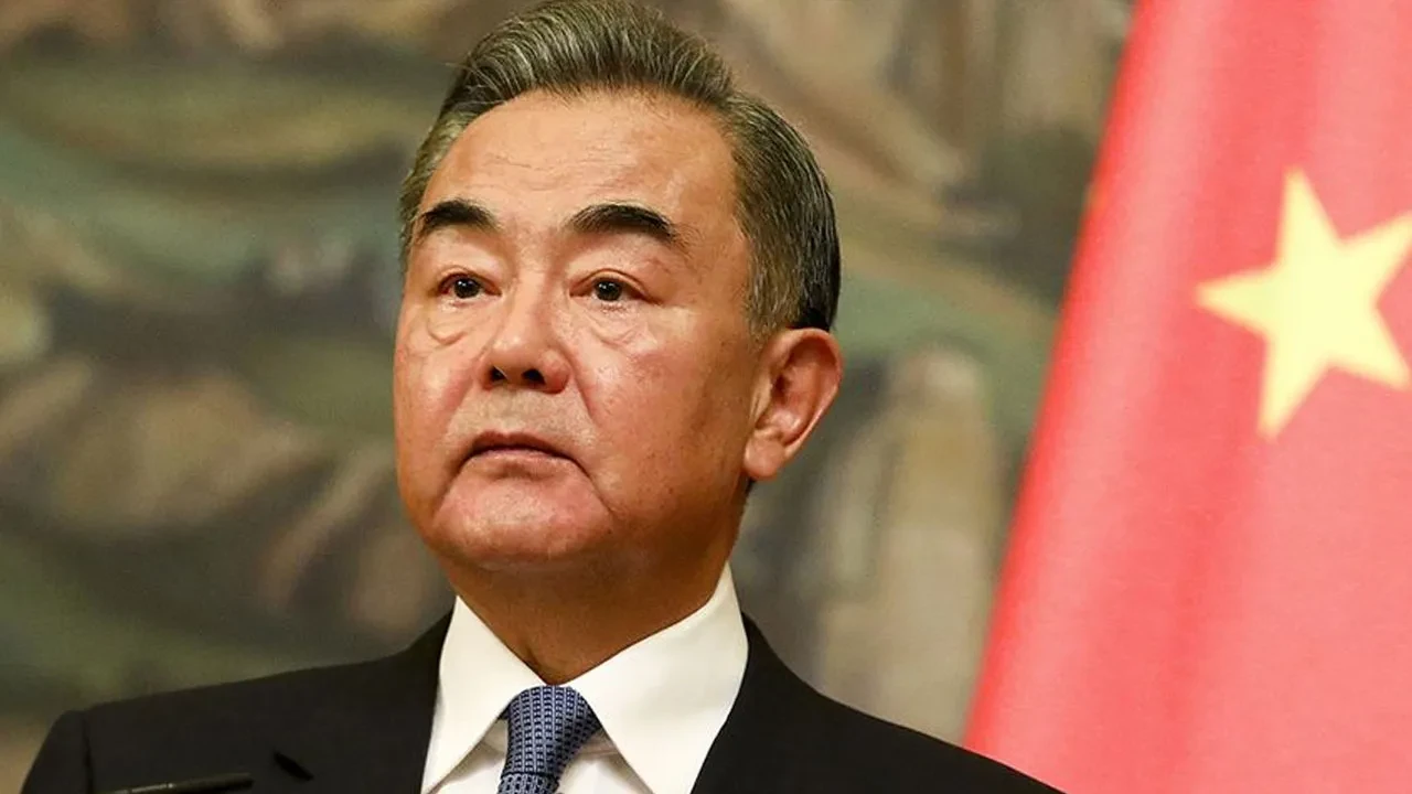 Çin'den ABD'ye tepki: Dünya polisi rolünü üstlenemez