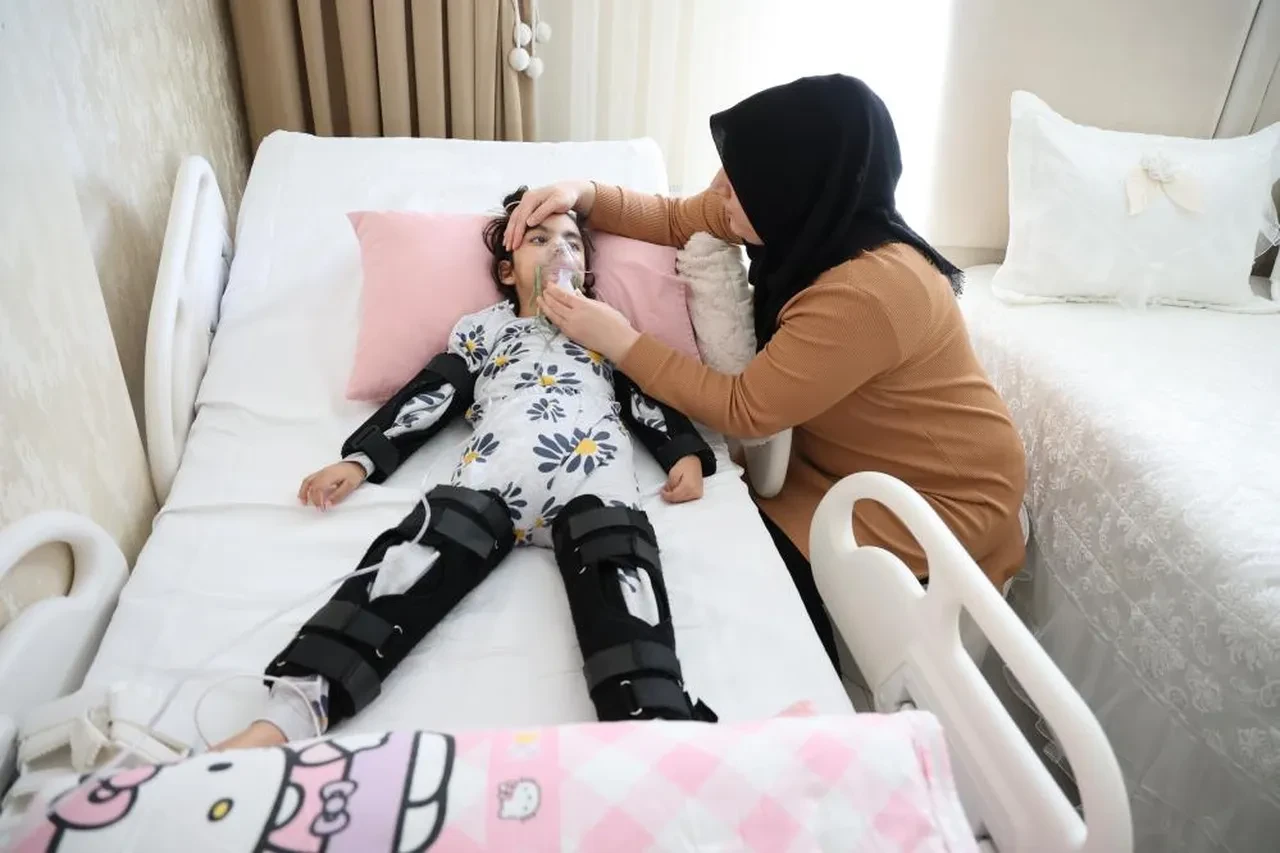 Hastaneye götürülen Mihra hemşirenin hatasıyla acı sonla burun buruna geldi! Ailenin tek isteği var