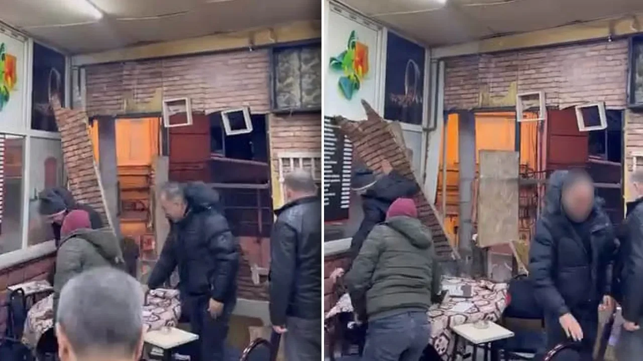 Kahvehanenin duvarları parçalandı! Umursamadan oyuna devam ettiler: O anlar kamerada 