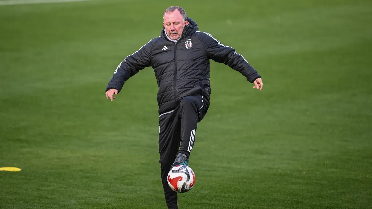 /spor/sergen-yalcin-onayladi-besiktastan-dunya-yildizlarinin-pesinde-3274478