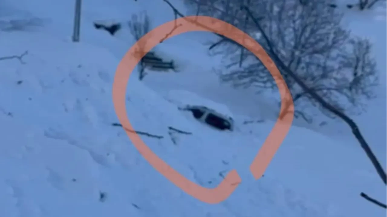 Şırnak'ta 5 kişinin yaşadığı eve çığ düştü