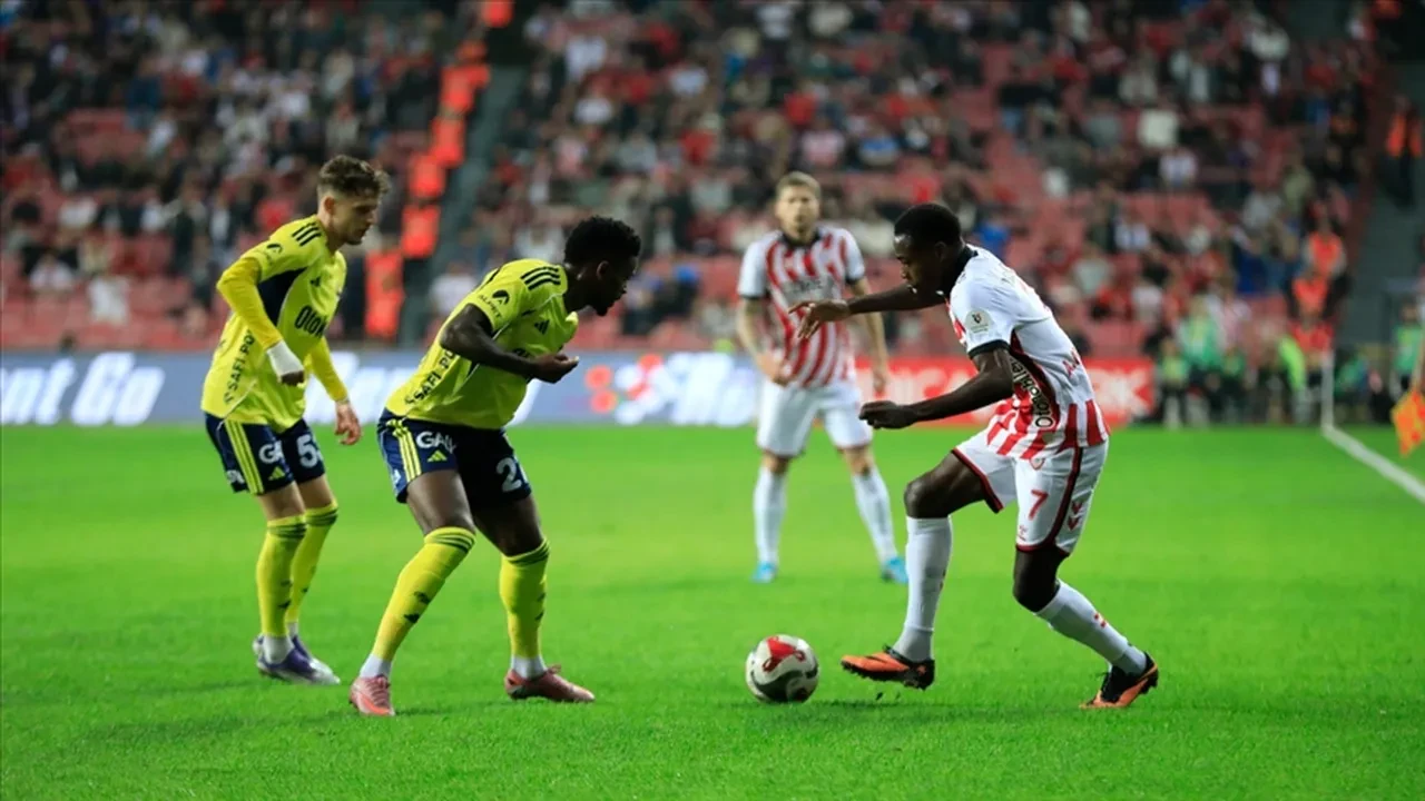 Fenerbahçe Samsunspor muhtemel 11! 7 oyuncu maç kadrosunda yok