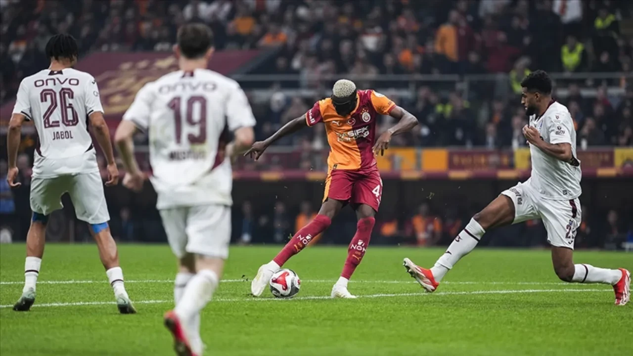 Galatasaray Trabzonspor maçını hangi kanal veriyor? Yayınlandığı kanal belli oldu
