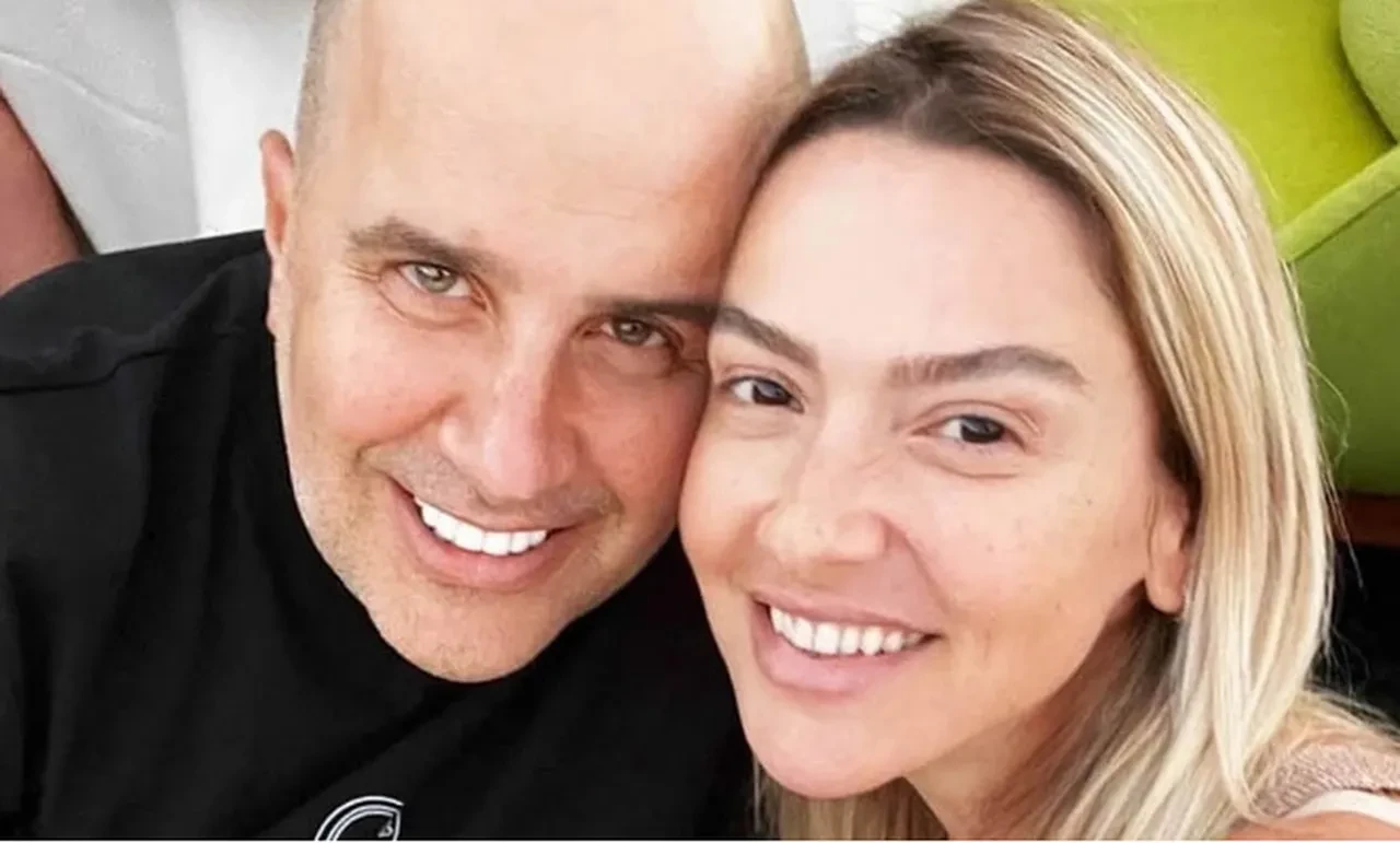 Hadise ve Gülşen gibi sanatçıların menajeri Haluk Şentürk yasaklı madde soruşturmasında gözaltına alındı 