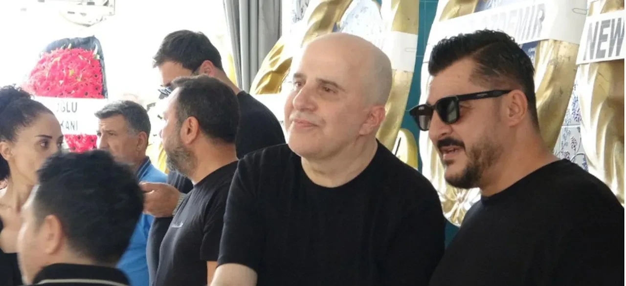 Hadise ve Gülşen gibi sanatçıların menajeri Haluk Şentürk yasaklı madde soruşturmasında gözaltına alındı 