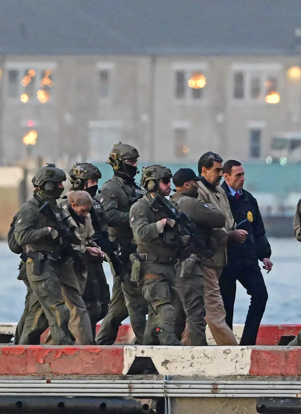 Hakim karşısında Maduro'dan ilk savunma: 'ABD beni evimden kaçırdı'